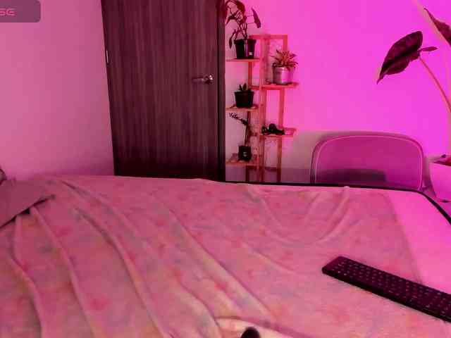 Rossvelvet11 webcam
