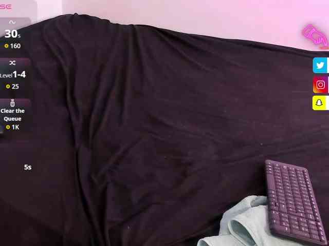 Rossvelvet11 webcam