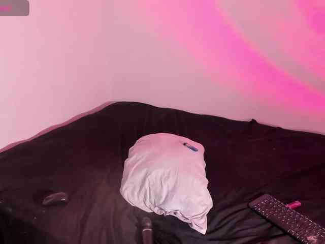Rossvelvet11 webcam