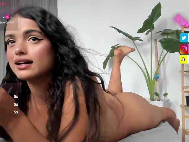 Rossvelvet11 webcam