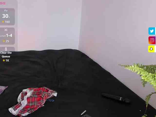 Rossvelvet11 webcam