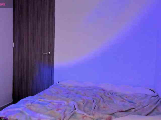 Rossvelvet11 webcam