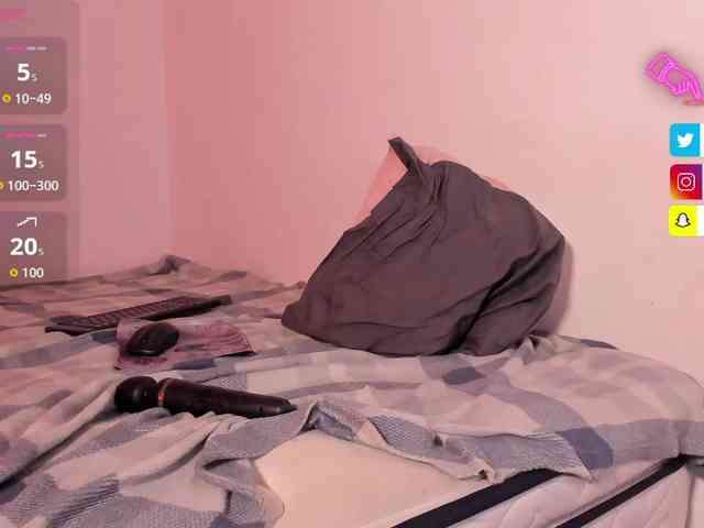 Rossvelvet11 webcam