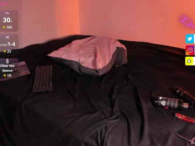 Rossvelvet11 webcam