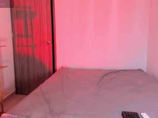 Rossvelvet11 webcam