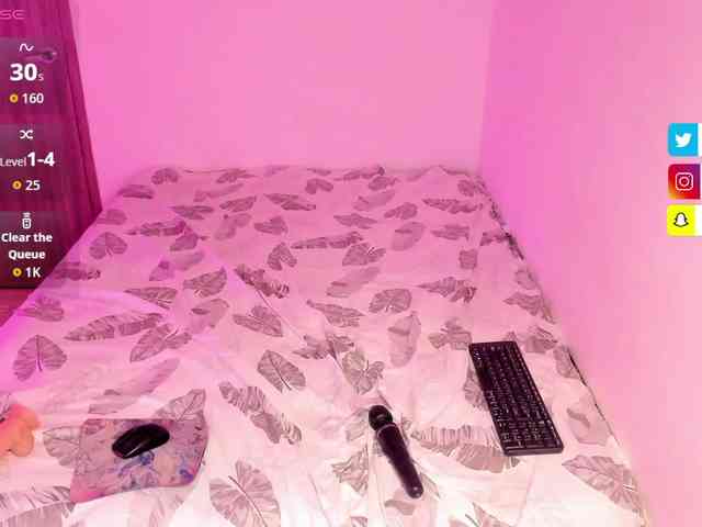 Rossvelvet11 webcam