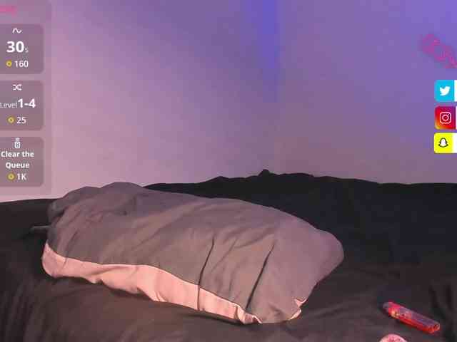 Rossvelvet11 webcam
