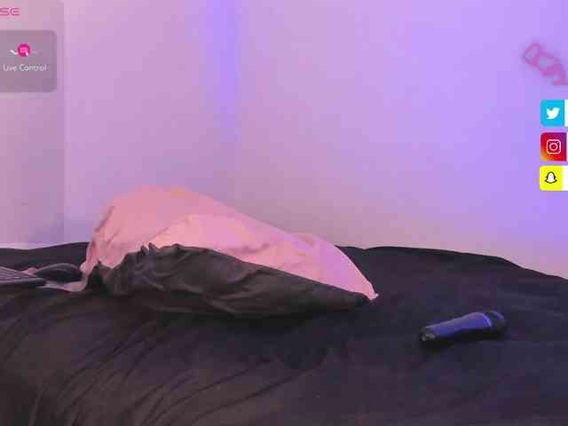 Rossvelvet11 webcam