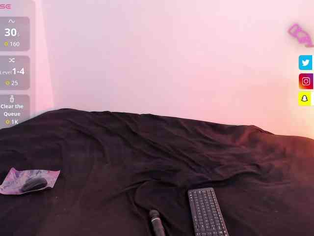 Rossvelvet11 webcam