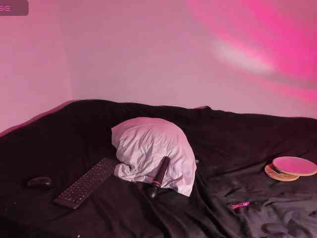 Rossvelvet11 webcam