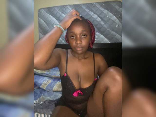 Prettyjazz live cam on BongaCams