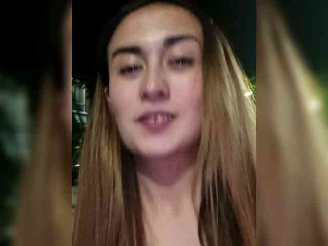 Velvet-Luna08x webcam