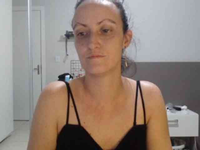 Modelo: Brisaa