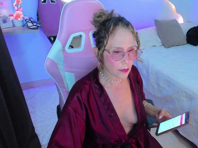 Daliascoth live cam on BongaCams