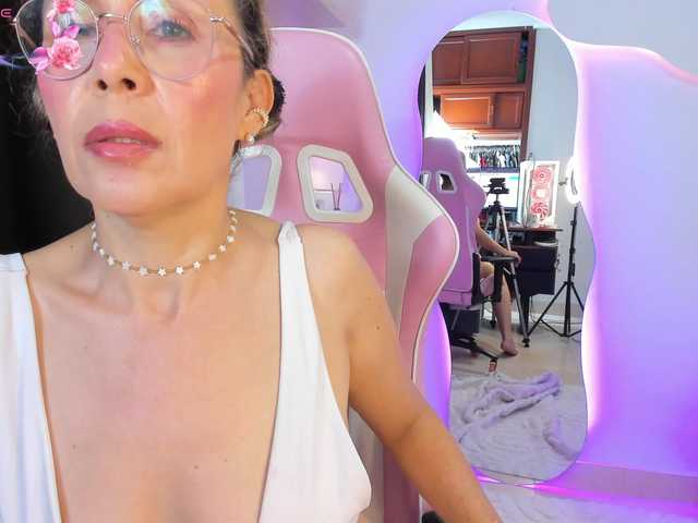 Daliascoth live cam on BongaCams
