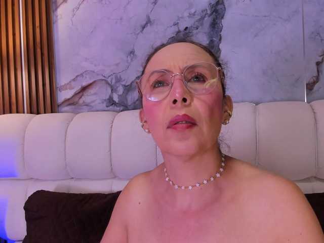 Daliascoth live cam on BongaCams