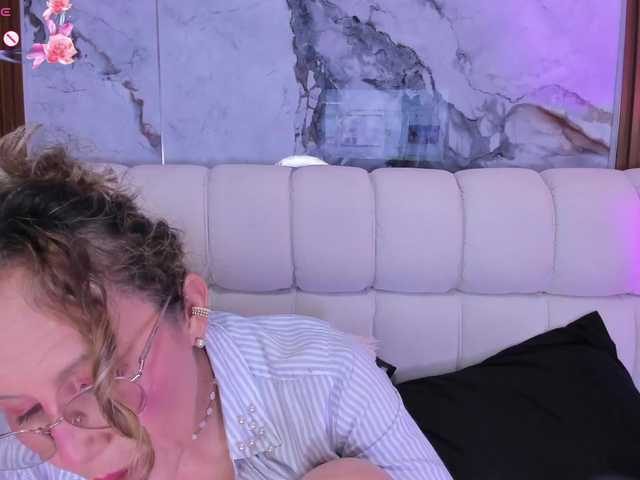 Daliascoth live cam on BongaCams