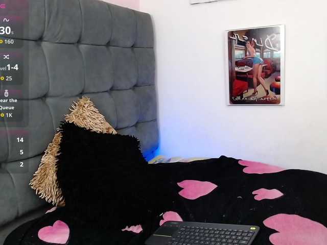 nicole-bigboobs