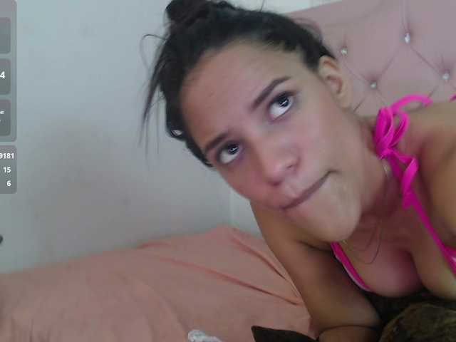 nicole-bigboobs live cam on BongaCams