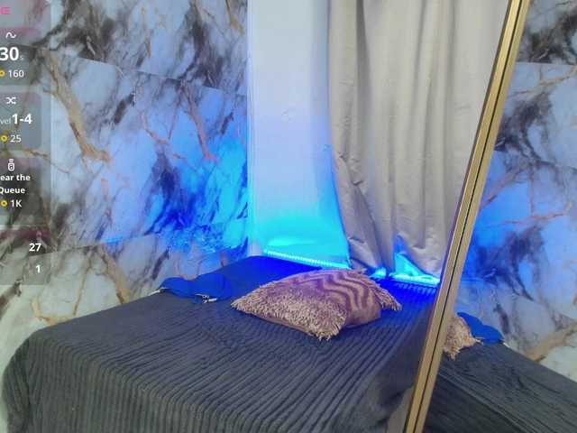 nicole-bigboobs's BongaCams show and profile