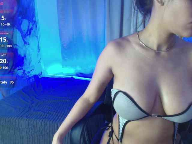 nicole-bigboobs nicole-bigboobs