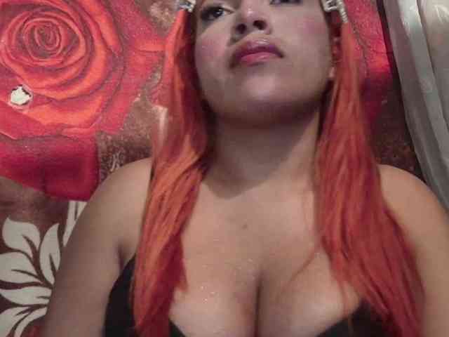 ZunaraOfficial1 ZunaraOfficial1