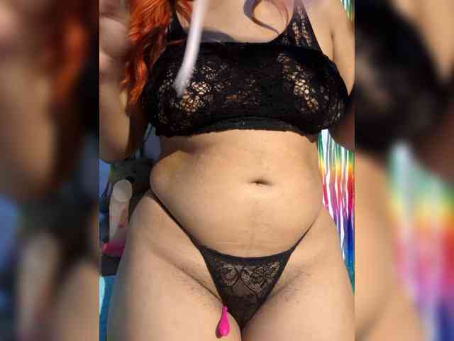 ZunaraOfficial1 webcam