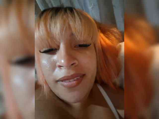 ZunaraOfficial1 ZunaraOfficial1