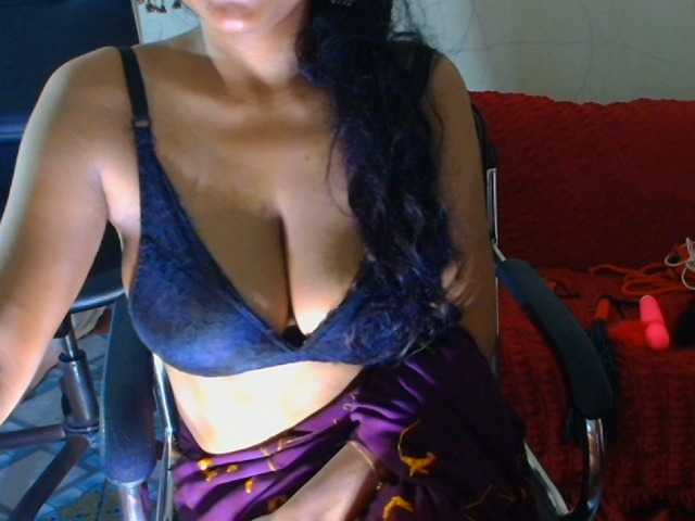 allena live cam on BongaCams
