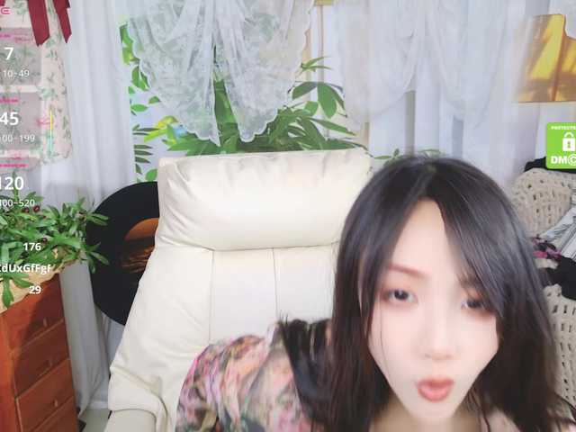 zhuli1163's BongaCams show and profile