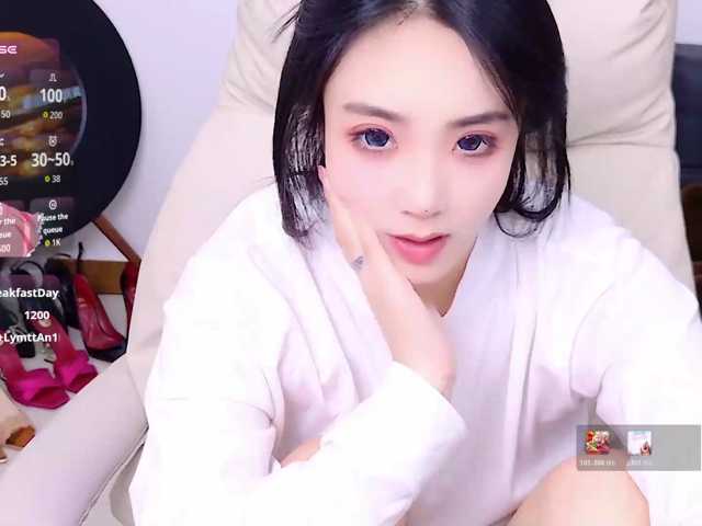 zhuli1163 live cam on BongaCams