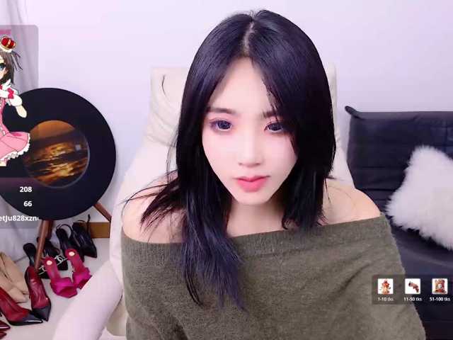 zhuli1163, en vivo ahora en BongaCams