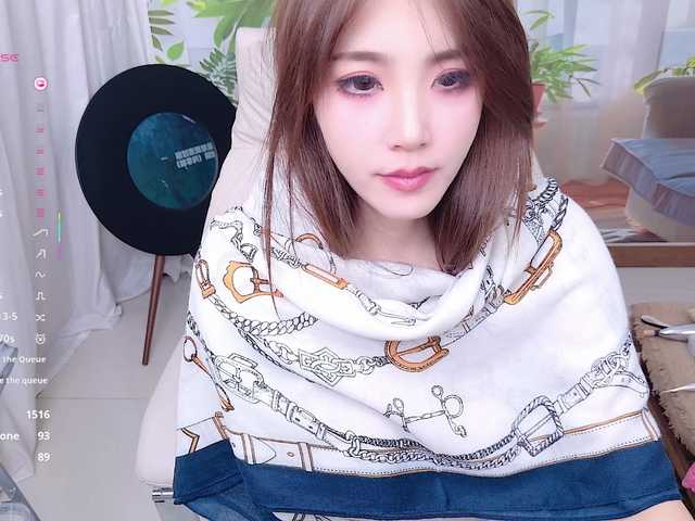 zhuli1163 live cam on BongaCams