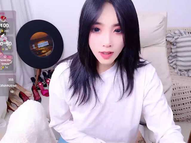 zhuli1163, en vivo ahora en BongaCams