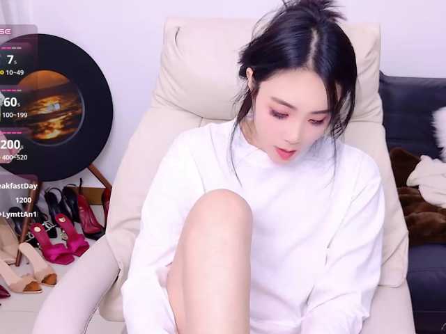 zhuli1163 live cam on BongaCams