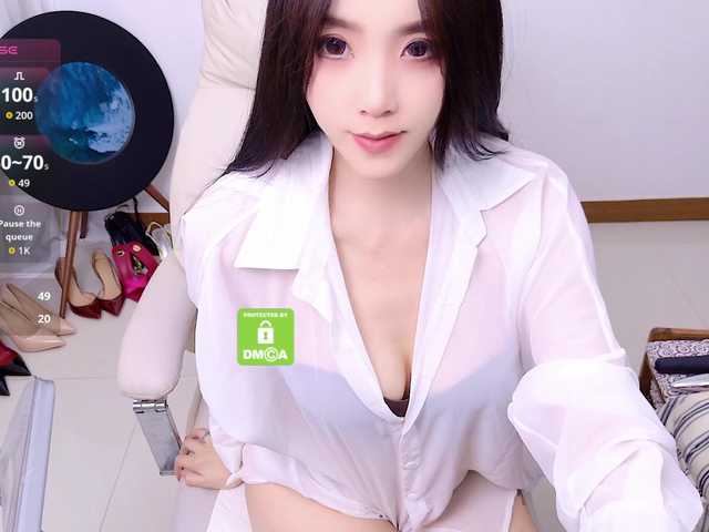 zhuli1163 live cam on BongaCams