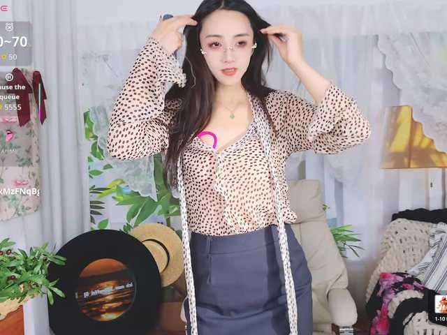 zhuli1163's BongaCams show and profile