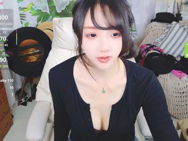 zhuli1163's BongaCams show and profile