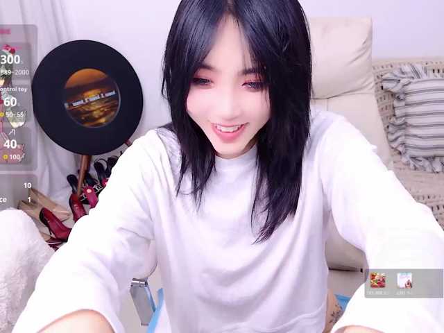 zhuli1163, en vivo ahora en BongaCams