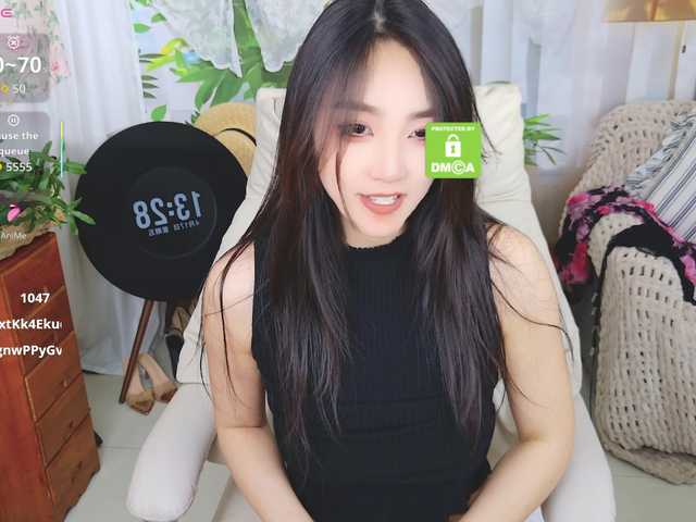 zhuli1163's BongaCams show and profile