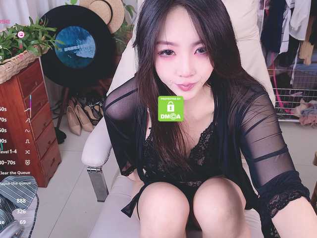 zhuli1163 live cam on BongaCams