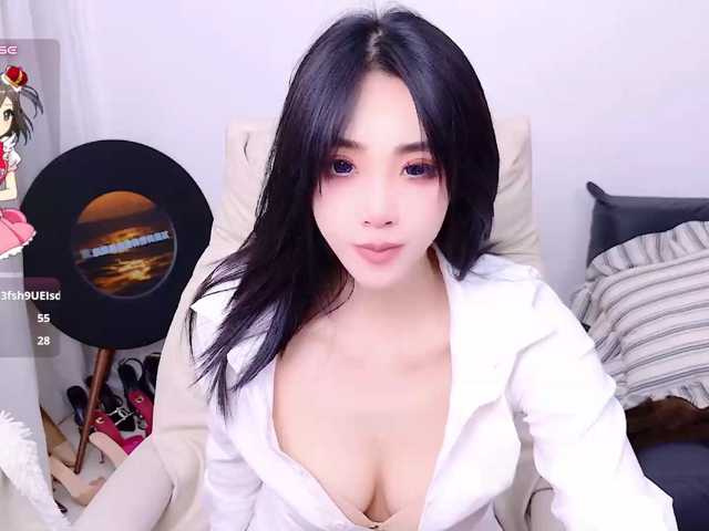 zhuli1163 live cam on BongaCams