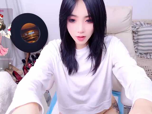 zhuli1163, en vivo ahora en BongaCams