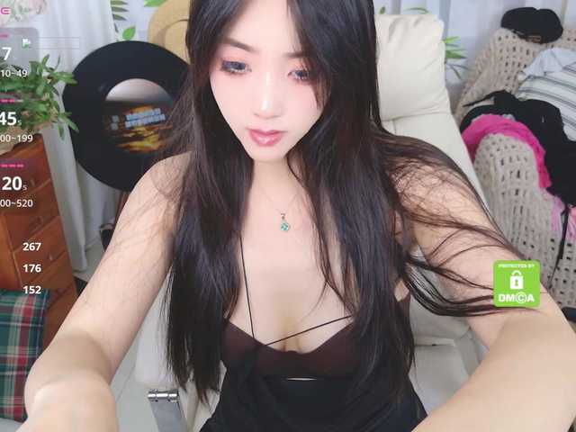 zhuli1163's BongaCams show and profile