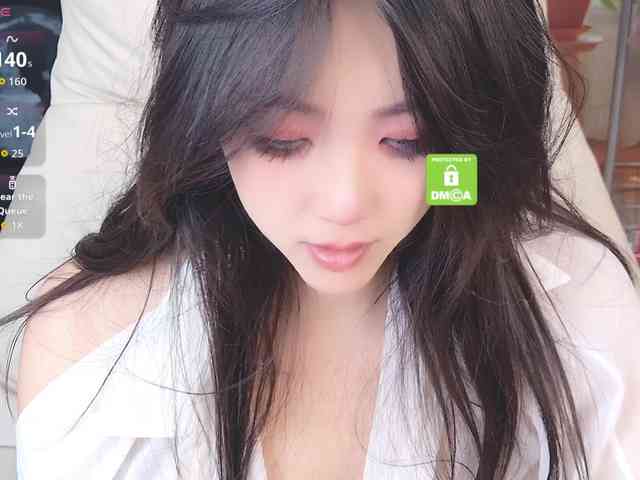 zhuli1163 Live Webcam on BongaCams