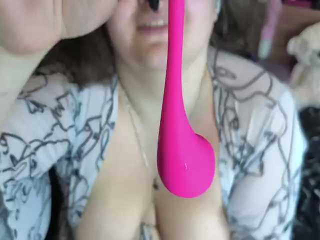 daddysgirl9978's BongaCams show and profile