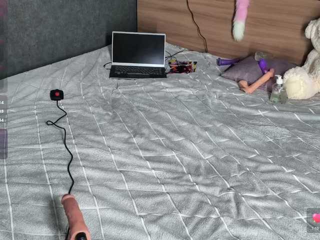 daddysgirl9978 live cam on BongaCams