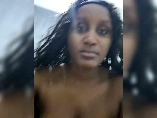 Prettycarolinaa webcam