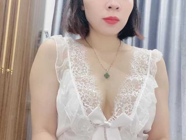 Ryo-Jisoo live cam on BongaCams
