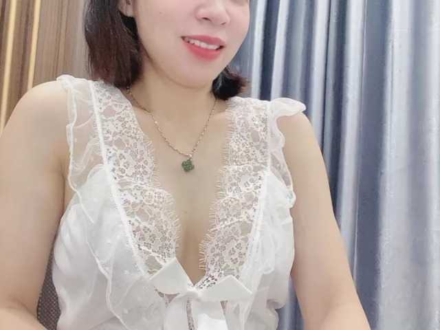 Ryo-Jisoo live cam on BongaCams